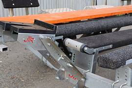 Задняя опора мотора